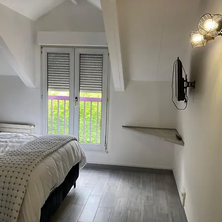 Oda ve Kahvaltı Hsh France 1 Proche De *